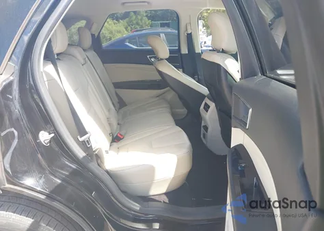 2017 Ford Edge Titanium z USA, uszkodzony, nr VIN 2FMPK3K95HBB08562